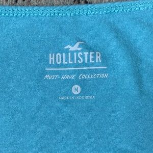 💜Hollister T-shirt 💜